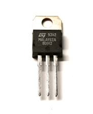 2X BD912 ST MICROELETTRONICS TRANSISTOR PNP NOS ORIGINALE