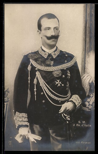 Italia in uniforme di - il, re