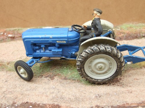 Britains fordson new - britains,
