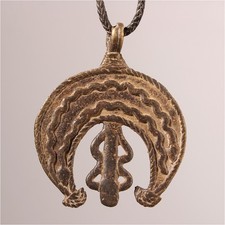 14007 Delicato Inseguitore In