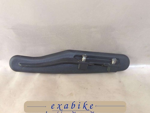 Element plastique pour - pour, peugeot