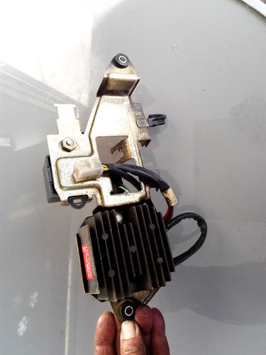 Scheda regolatore alternatore