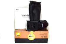 NIKON SB-900