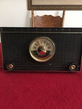 Radio FM tipo a valvole RCA