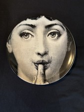 Piatto in ceramica ispirato