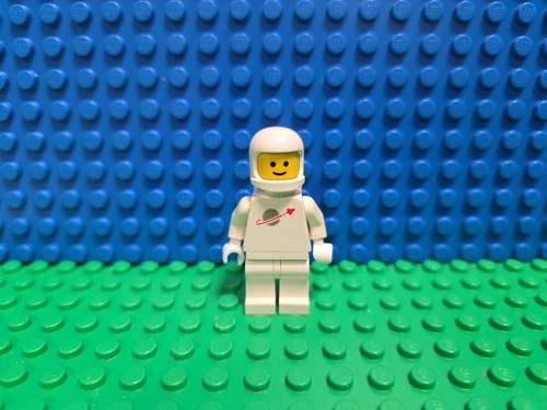 Lego classic space minifigure - lego,