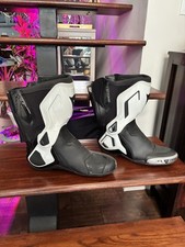 Dainese torque men 8 5 - 1, 8.5