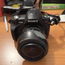 Macchina fotografica Sony Alpha 230 + Obiettivo 18-55 mm + tamron AF70-300 mm