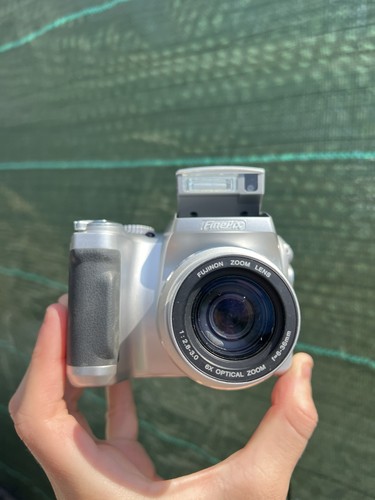 Fujifilm finepix s3000 - fujifilm,