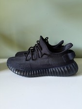 Yeezy Boost 350 v2 Black/white