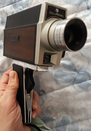 8mm videocamera bell - 8mm, howell