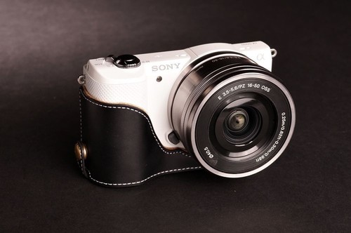 Custodia mezza fotocamera - , vera