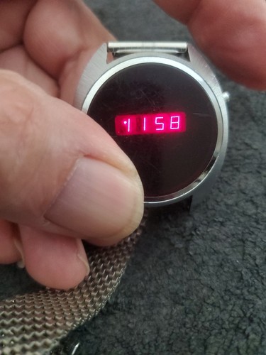 Orologio vintage led rosso - led,