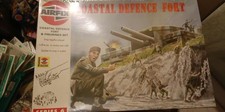 COASTAL DEFENSE FORT, Play