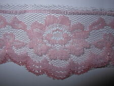 Pizzo rosa h. cm. 6,5 euro 2,00 al metro (rif. 2)  vintage °
