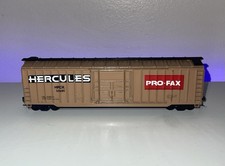 Boxcar personalizzato Athearn