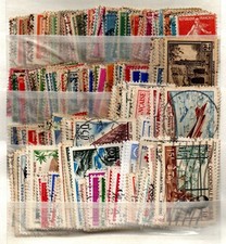 FRANCIA - COLLEZIONE DI 385 FRANCOBOLLI USATI