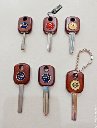 Chiavi auto argento e - chiavi,