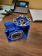 riduttore di giri  attocco pam 63b14  ghiera 90 albero lento in uscita 19 albero