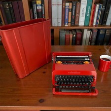 Macchina Per Scrivere Olivetti Valentine Ettore Sottsass Anni 70 MoMa NYC Rosso
