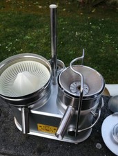 Centrifuga Frullatore spremiagrumi Blocco unico D'acciaio E Plastica. 