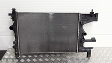 OPEL ASTRA J 2011 RADIATORE