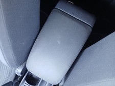 CENTRAL ARMREST / 1067156 FOR