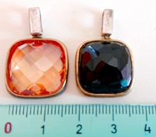 Coppia di ciondoli bijoux bigiotteria - 6 grammi l'uno