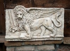 Bassorilievo leone di San