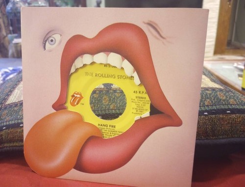 The rolling stones hang - the, stones-hang