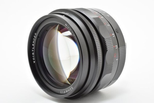 Voigtlander nokton 50mm - 50mm, f1.1