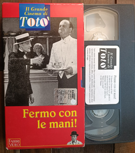 Fermo con mani - le,