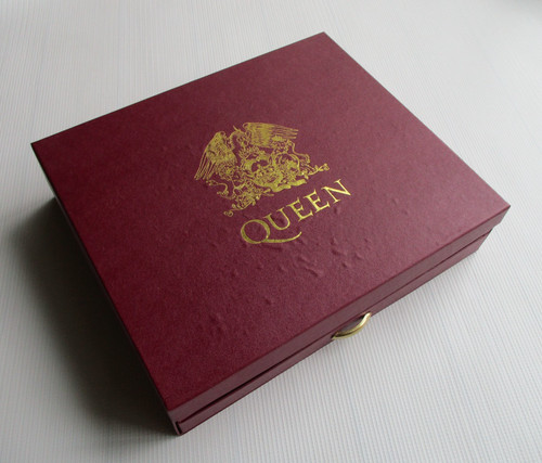 Queen box tricks - tricks, 12"