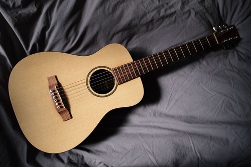 Chitarra acustica martin co - acustica, &