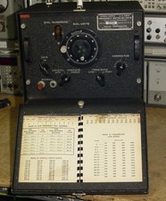 SURPLUS    frequenzimetro  BC221-N