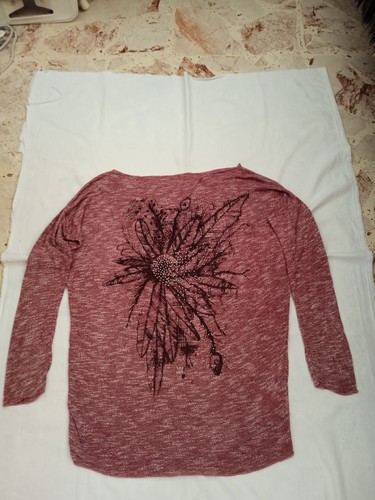 Maglietta bordeaux con - , stampa