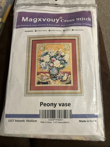 Nuovo vaso peonia fiori