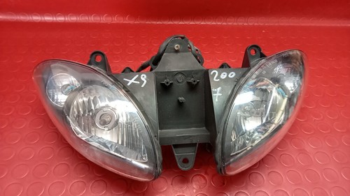 Faro fanale anteriore piaggio - faro,