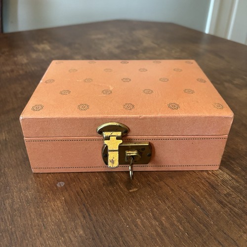 Pink mele signed jewelry box - pink,