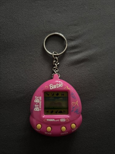 Tamagotchi gig tiger - tamagotchi, barbie