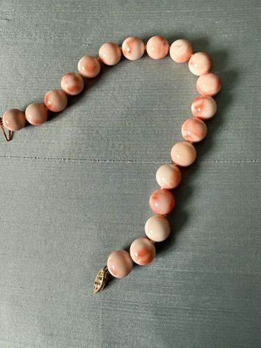 Bracciale corallo con perline