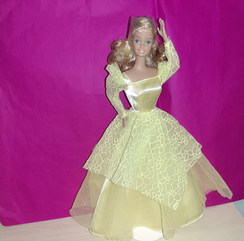 Barbie golden dream - +, abito