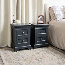 Coppia di comodini neri a due