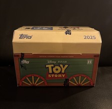 2025 Topps Disney Pixar - 30