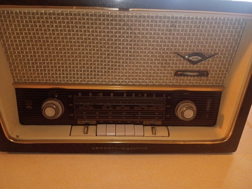 Grundig 4600 - grundig,