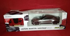 ASTON MARTIN VANTAGE 1:24