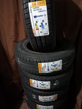195 70 R15C 104/102R Pirelli Carrier