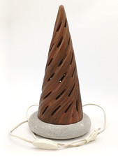 ARTIGIANATO PUGLIESE LAMPADA DA TAVOLO A CONO -  COTTO E TUFO ( 2 )