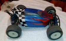  Team Associated RC18 b