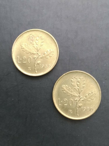 Due monete italiane lire 20 - due,